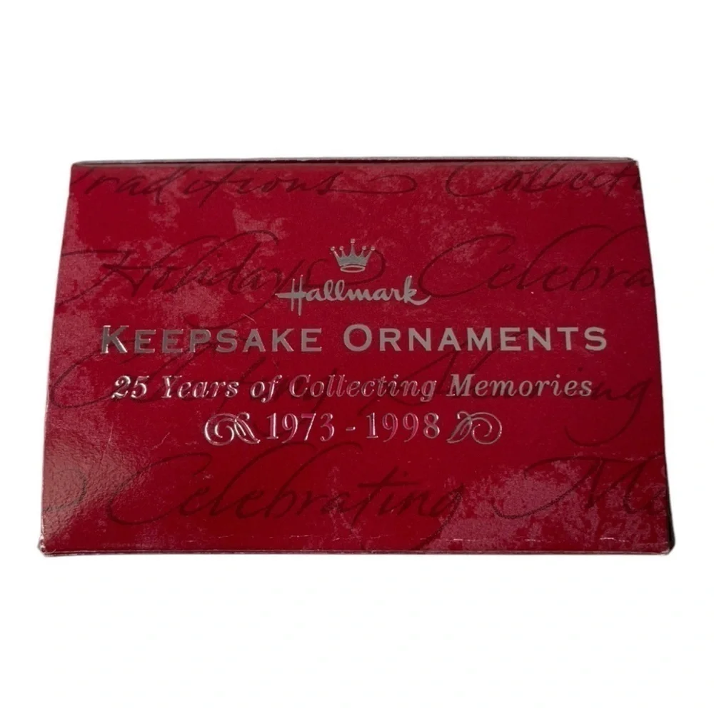 Hallmark vintage tags family